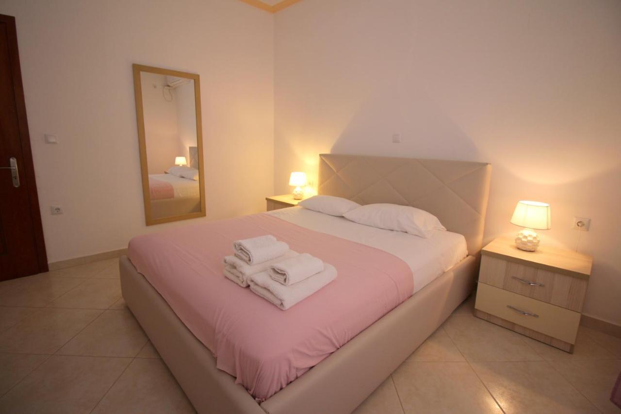 Villa 24 Sarande Sarandë Exterior foto
